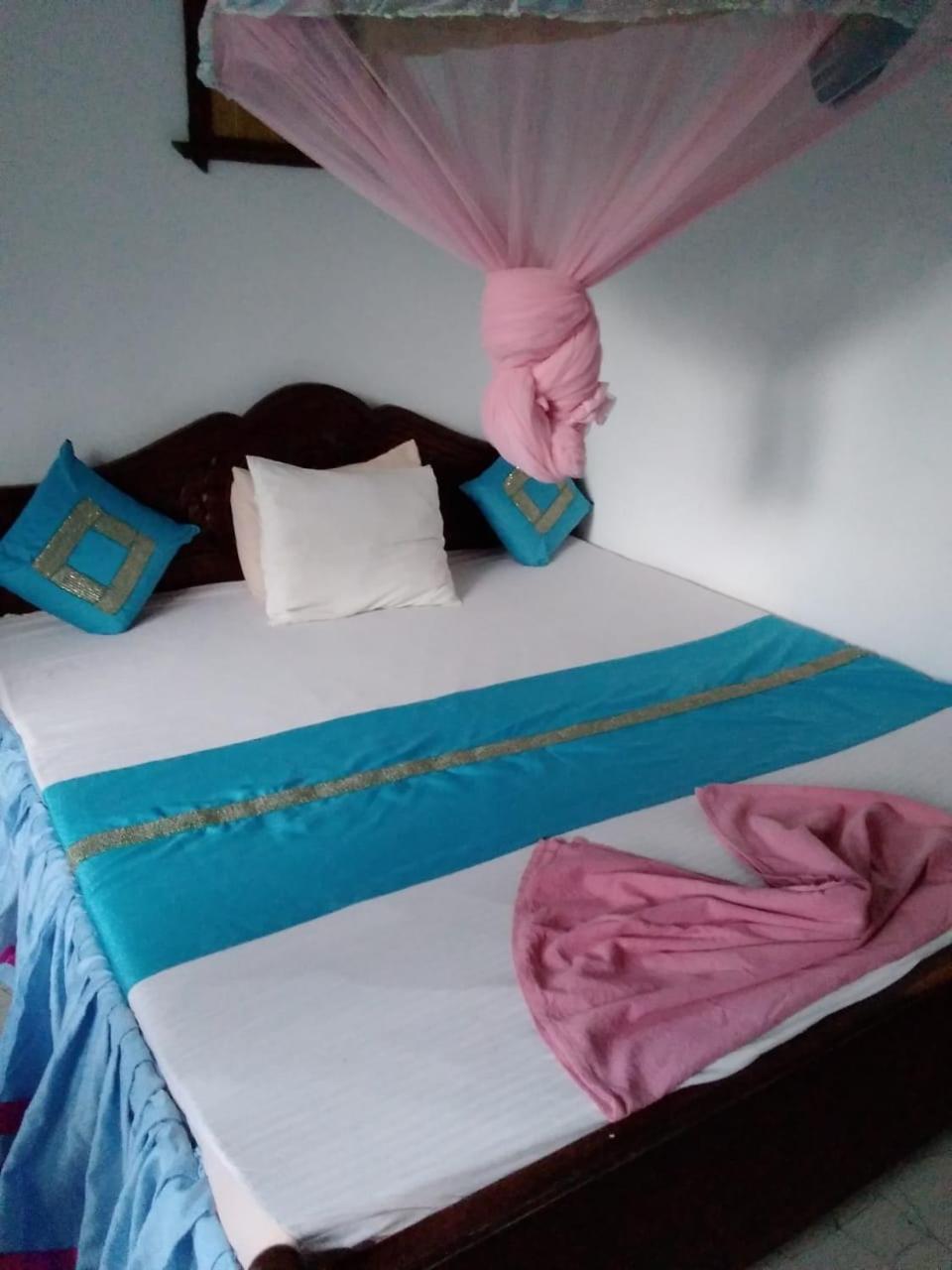 Rock Cascade Tourist Home & Cookery School Polonnaruwa Exterior foto