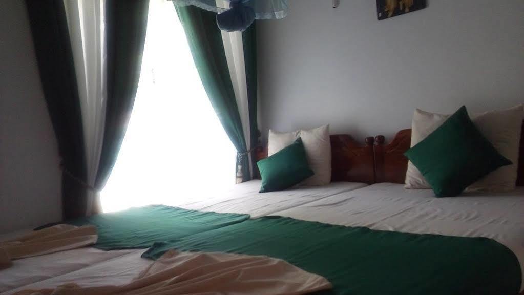 Rock Cascade Tourist Home & Cookery School Polonnaruwa Exterior foto