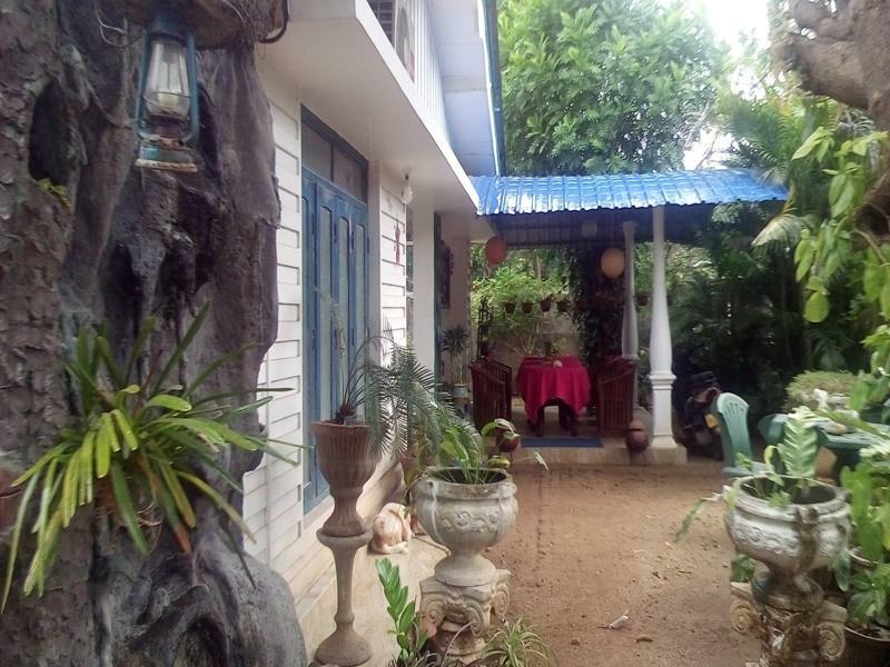 Rock Cascade Tourist Home & Cookery School Polonnaruwa Exterior foto